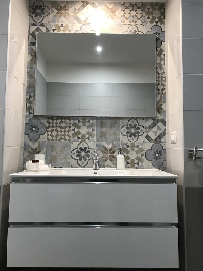 نابولي Chiaia Guest House المظهر الخارجي الصورة