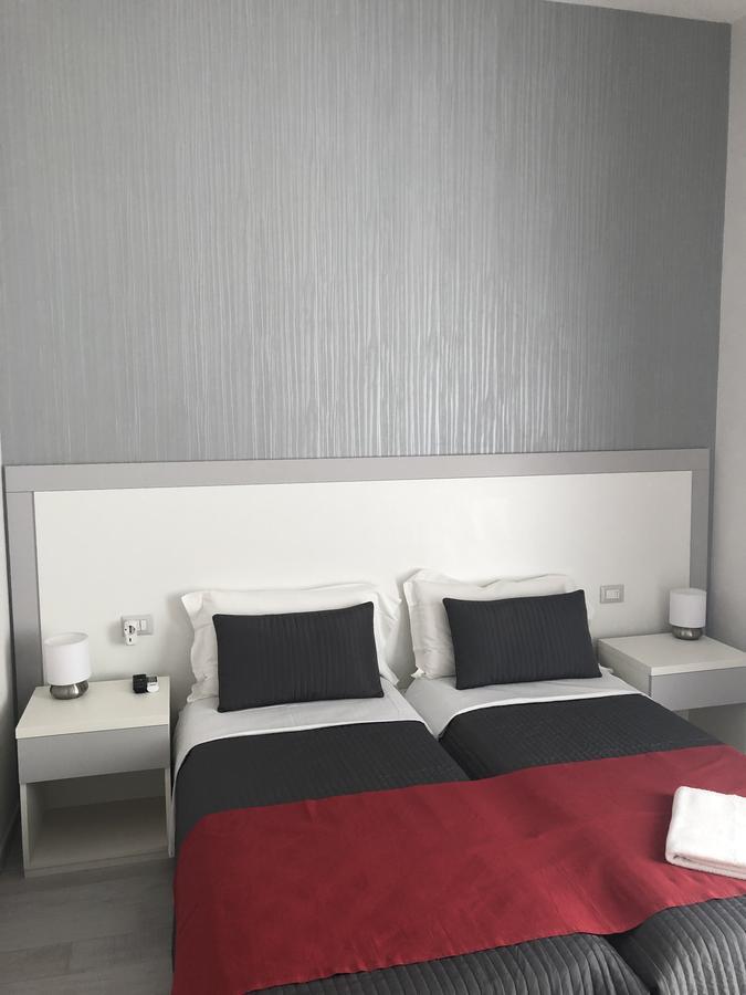 نابولي Chiaia Guest House المظهر الخارجي الصورة