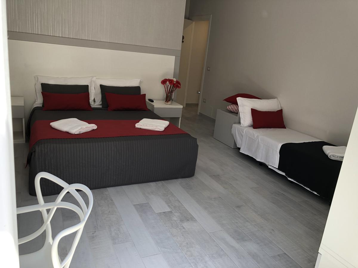 نابولي Chiaia Guest House المظهر الخارجي الصورة
