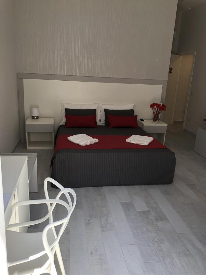 نابولي Chiaia Guest House المظهر الخارجي الصورة