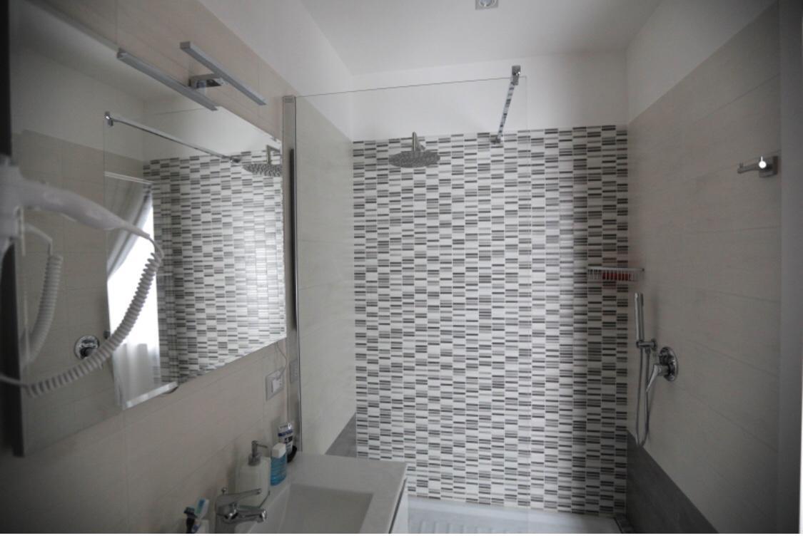 نابولي Chiaia Guest House المظهر الخارجي الصورة
